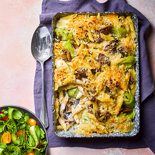 https://www.slimmingworld.co.uk/wp-content/uploads/2023/12/crispy-leek-and-mushroom-pasta-bake-sw-500px.jpg