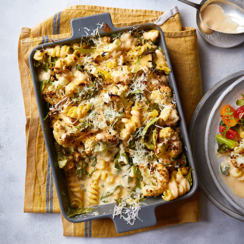 Pasta cauliflower cheese from Slimming World's One-pot Magic recipe book